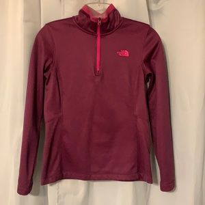 Woman’s quarter zip north face